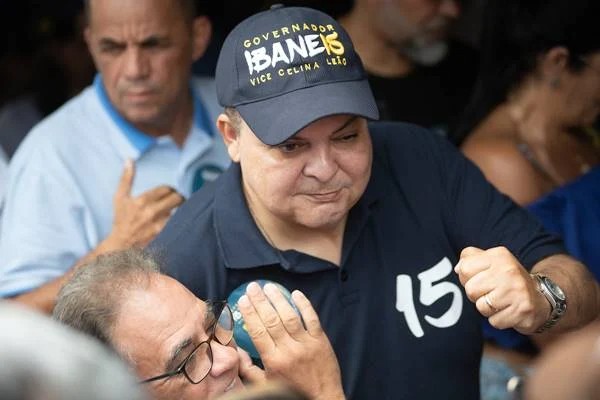 Ibaneis entra para a história como o primeiro governador reeleito no