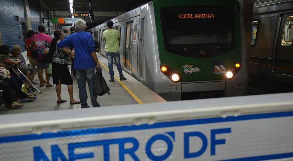 Ibaneis pede recursos para ampliar metrô para Ceilândia