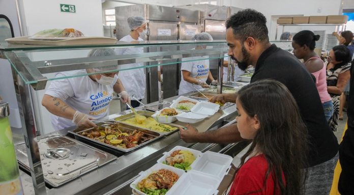 Atendimento de frequentadores dos restaurantes comunitários vai aprimorar com cadastro