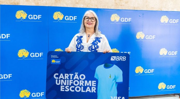 Cartão Uniforme Escolar começa a ser entregue dia 22