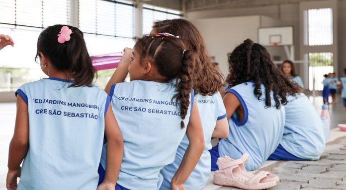 Cartão Uniforme Escolar tem 87 malharias credenciadas