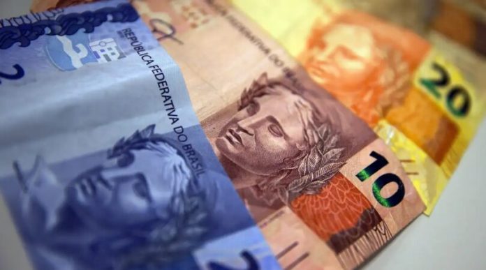 Previsão da inflação é reduzida para 3,95% este ano