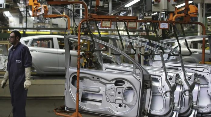 Ano começa com crescente de 1,8% na Indústria nacional Ano começa com crescente de 1,8% na Indústria nacional