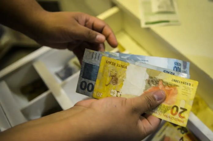 Contratações do Desenrola passam de R$ 8 bilhões