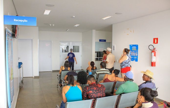 Unidades de saúde atendem de formas diferentes no DF