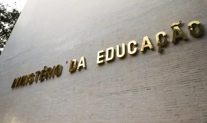 Diretrizes é lançada para ensino de arte na educação básica