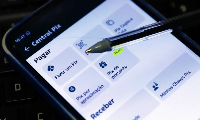 Pix poderá ser interligado com sistemas de outros países