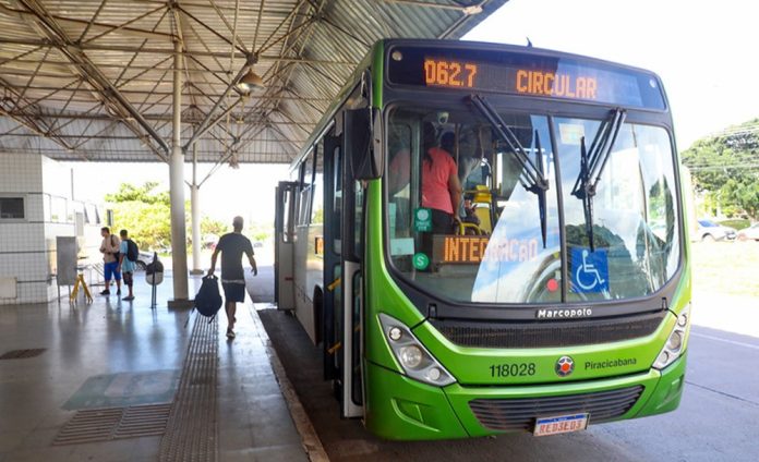 Portões Abertos 2026 terá ônibus extras e linha especial para a Base Aérea de Brasília