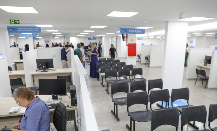 Postos reúnem serviços em oito unidades no DF