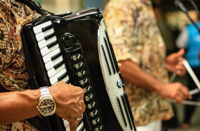 Mistura de ritmos agita Setor Comercial Sul neste sábado (17)